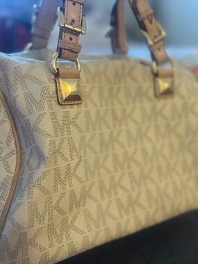 Micheal kors bag